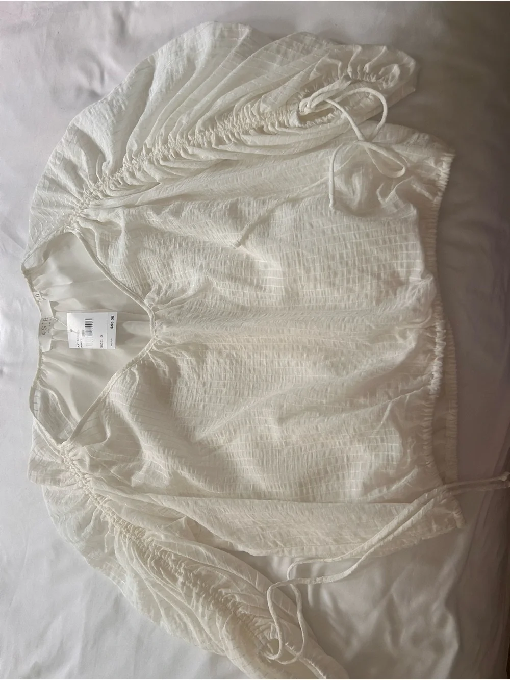 White Astr V-Neck Ruched Sleeve Women's Top